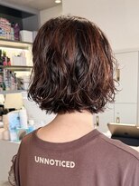 ログ(log)&nbsp;ニュアンスパーマ　髪質改善カラー　顔周り　レイヤー　艶髪
