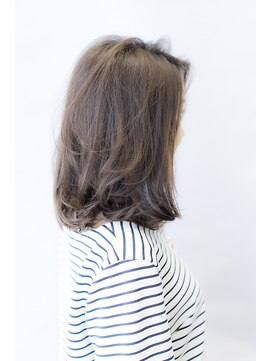 ザ シー 橋本(The C) 無造作似合わせカットヘア / ザシーバイアフロート