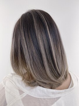 ジゼル(gisele) （小山）バレイヤージュ