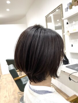 アクルヘアーバイテソロ(AKUR hair by tesoro) ショコラショート