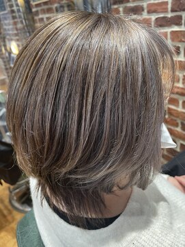 チップタップ 町田店(tip top) 透明感抜群　白髪ぼかしハイライト