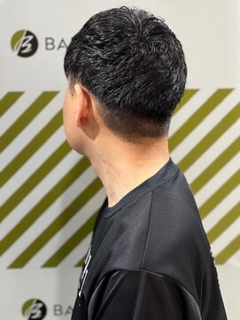 バーバーバー 四谷(BARBER-BAR) 大人のツーブロックスタイル