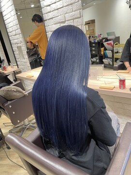 エヌプラス(N+) 大人気!色落ち楽しめるブルーカラー♪