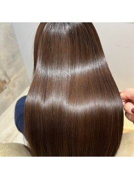 ネオリーブエクラ 上野御徒町店(Neolive eclat) 髪質改善トリートメント