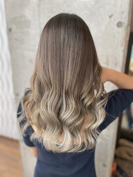 ミラシィ 成田(Mirashy) ベージュ/ホワイトグラデーション[成田駅]