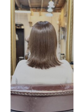 トイロ(toiro) グレージュ