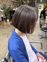 ウィークエンド(WEEKEND)&nbsp;白髪ぼかしブリーチ無しダブルカラーカットトリートメント15400