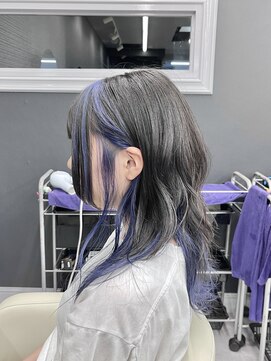 ホワイト 梅田(white) インナーカラー×デザインカラー