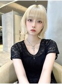ハイトーン ダブルカラー 切りっぱなしボブ ぱっつん前髪