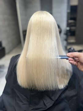 アンダーバーホワイト 鳳店(_WHITE) 抜きっぱなしブロンド