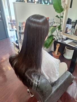 ローレン(LOREM) 髪質改善/ロングレイヤー/さら艶ストレート/美髪トリートメント