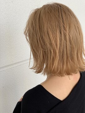 ヴィサージュクオン(VISAGE Quon) 切りっぱなしボブ×透明感カラー