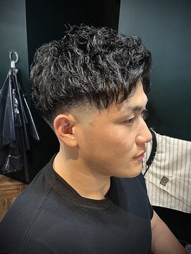 ヴァッシュ 中野店(VASH) フェード×アイロンパーマ