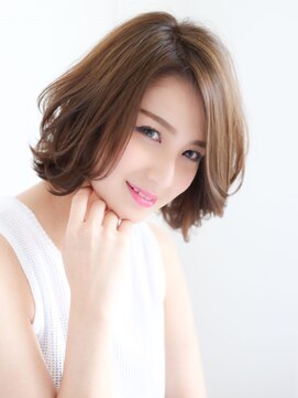 リードヘアーバイバンプ(Lead Hair by vamp) 【Lead Hair】外ハネMIXスウィングショート