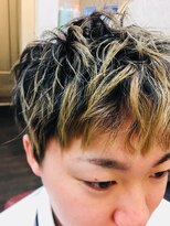 エスエムアールツー(SMR2)&nbsp;☆ツイストパーマ風にヘアアレンジのツーブロックスタイル☆