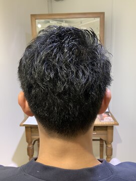 ユーネリー(U-NERY) 刈り上げベリーショート