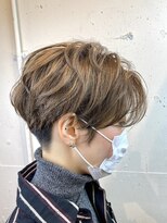 エル(EL by green)&nbsp;《tomi》刈り上げハンサムショート×ミルクティー