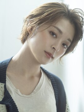 エミュ 表参道 青山(emu) 【emu井上信洋】オールバック風マニッシュショート【エミュ】