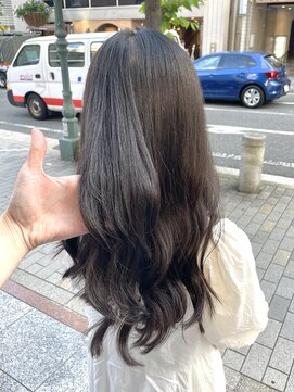 アンビエンテ(ambiente) 簡単スタイリング ロング まとまり【坂根】