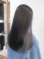 リッカ(RICCA)&nbsp;【インナーカラー】コントラストがポイントシルバーカラー☆