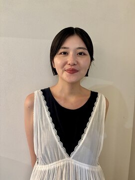 カシ 中目黒(CASI) 前髪なし大人っぽミニボブ