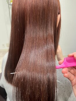 ミモザ シンサイバシ(Mimosa shinsaibashi)の写真/【心斎橋駅徒歩4分】髪質やお悩みに合わせてご提案♪髪の内側からしっかり補修しうる艶美髪に導きます！
