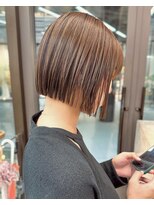 ミィ 表参道(mee.)&nbsp;似合わせカット ボブヘア 縮毛矯正 ミニボブ 切りっぱなしボブ