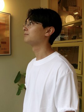 ヒントステーション(HINTSTATION) 〈浅草 半個室〉 センターパート/ナチュラル