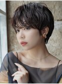 大人可愛い20代30代40代黒髪前下がりひし形小顔ボブ丸みショート