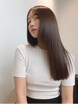 ヘア アトリエ ヴィヴァーチェ(hair atelier Vivace) アプリコットオレンジハイライトカラーウルフショートカット