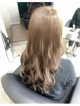 フォレストミラー(Forest Mirror) オリーブブラウン       Forest Mirror 新宿