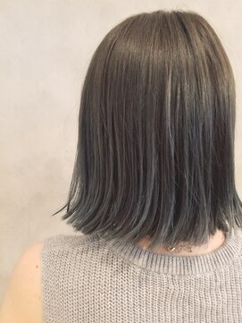 リルア 博多(LIRUA) 切りぱなしボブ