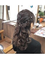 サロンド クラフト(salon de craft)&nbsp;【パーティーヘアセット】編み込みハーフアップアレンジ