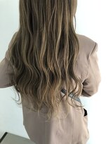 ネイヴィル(navile)&nbsp;シアーベージュ×波巻きロングヘア