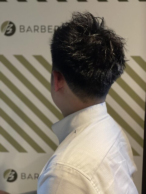 大人のモヒカンショートスタイル【BARBER-BAR】