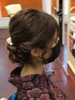 ヘアサロン ユニティ(Hair Salon Unity) おとな系シニヨン2