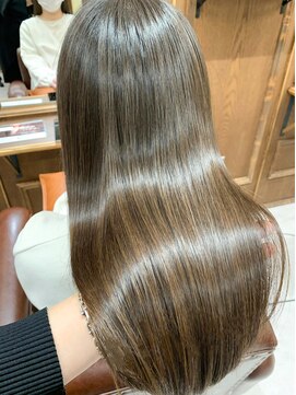 トロン(tronc) 大人可愛い小顔美髪ツヤ髪艶感ストレートパーマA3