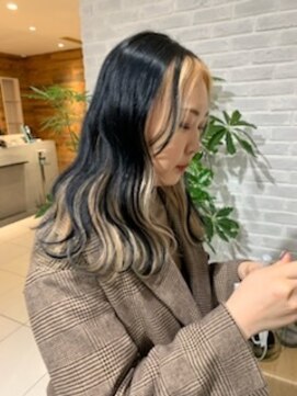 アチーブリス(achieve Liss) 黒髪+イエローブロンドインナーカラーフェイスフレーミング