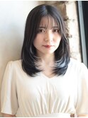 艶感 内巻きカール レイヤー ダークカラー 透明感 美髪
