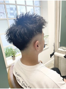 エルイズム(L-ISM) ツイストショート