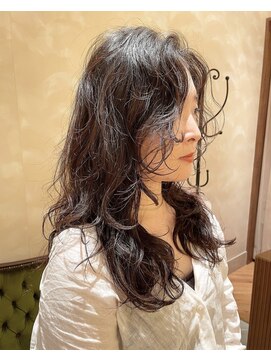 ビュートリアム265(BEAUTRIUM 265) ロングレイヤー/パーマ/レイヤーカット銀座有楽町丸の内