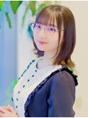 20代/30代/顔周りレイヤー/外ハネミディアム/触覚ヘア