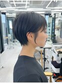 魅力倍増カールシアーカラーショートヘアダークアッシュ