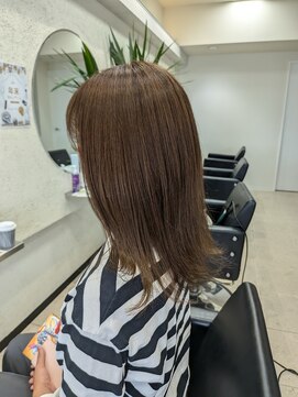 キュボス(Quvoth) 外ハネミディアム