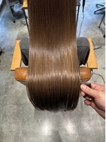 エマ 日吉(emma)&nbsp;艶髪スモーキートパーズ