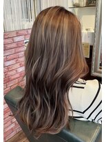 リン(Lin.) 【ハイライトで作るコントラストベージュカラー】 山下 泰世