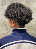 ツーブロック　マッシュ　波巻きパーマ　束感　メンズショート