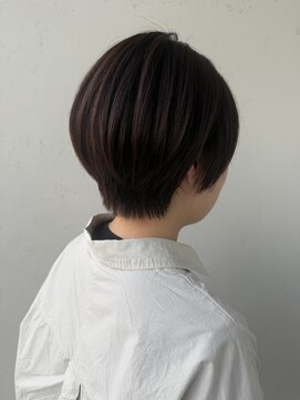 コレットヌーク(COLLET neuk) 丸みショート/オリーブブラウン