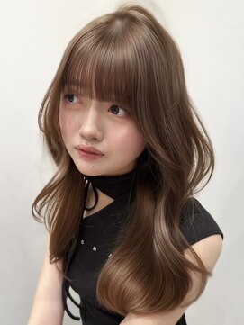 ヨロ 上野(YOLO) 韓国風ミルクティーハッシュカットレイヤーカットブリーチ