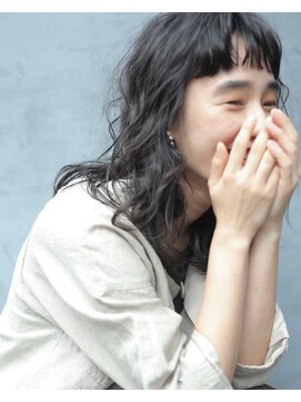 ソイ 下北沢(soi) ミディアムレイヤーのショートバング